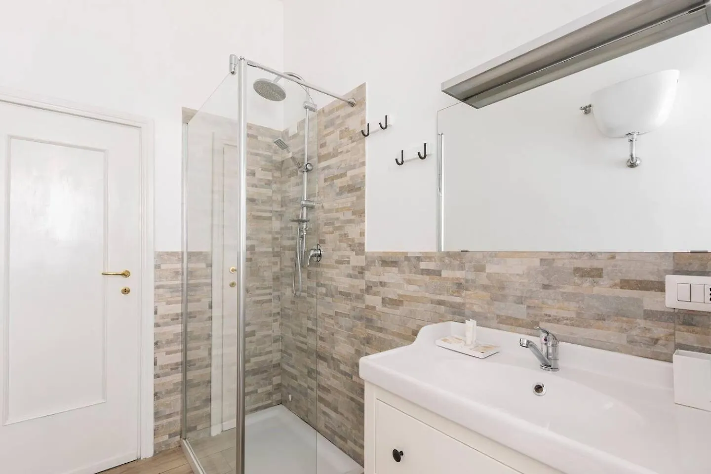 Florje House Apartment Rome Italy